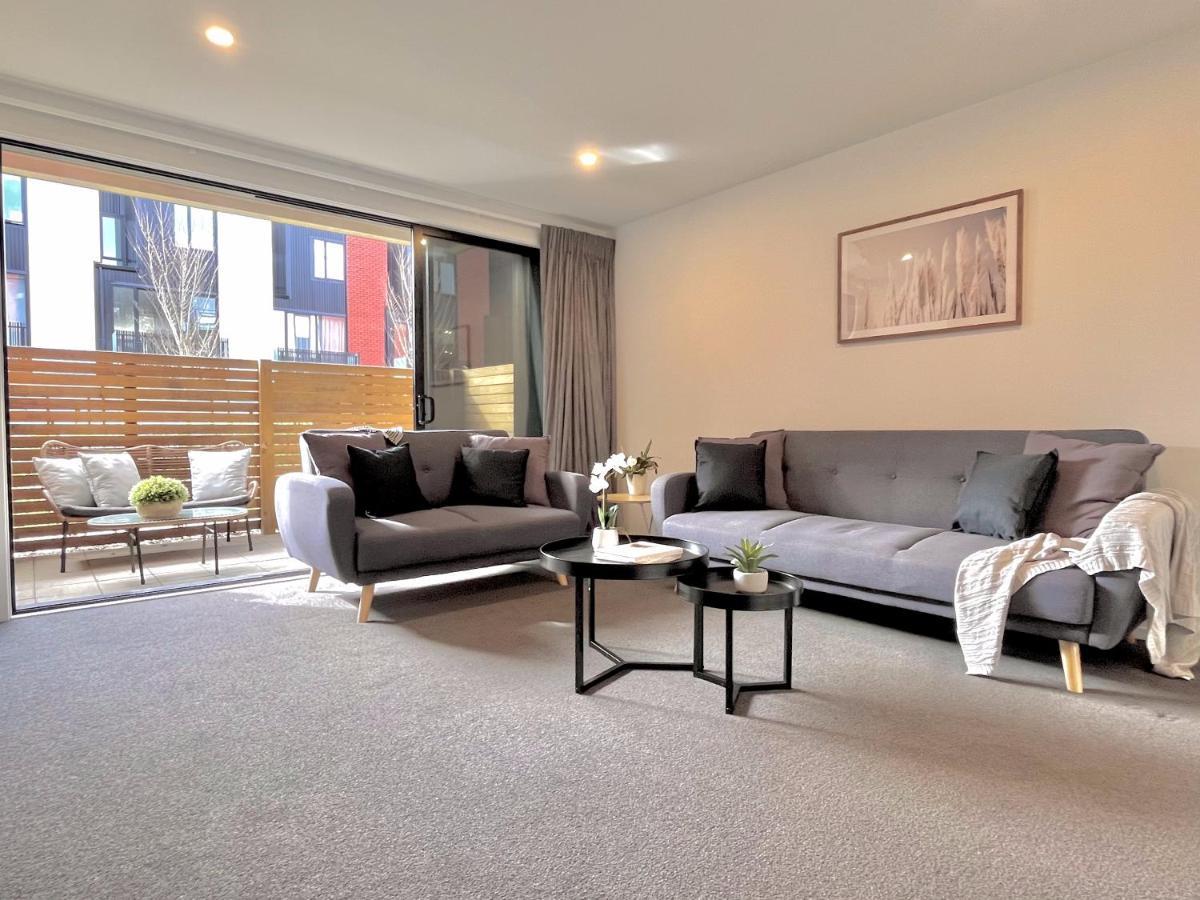 Modern & Central City - By Kosh Bnb Hamilton Bagian luar foto